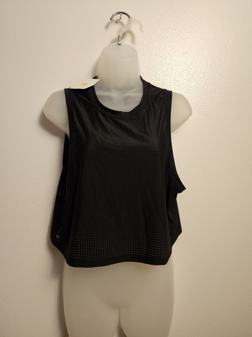 New With Tags Fabletics Black Perforated Mesh Boxy Tank